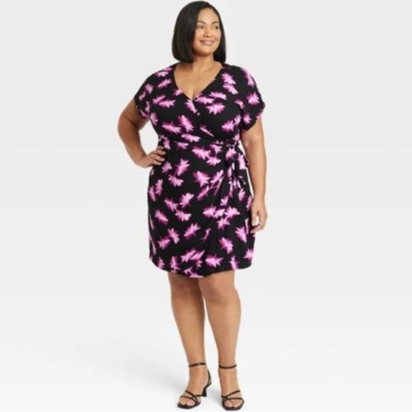 Ava & Viv Dresses & Skirts - Ava and Viv Dolman Short Sleeve Wrap Dress NWT